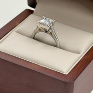 Anillo de Compromiso Catedral 1.5ct PRINCESA solitario - Anillo de Compromiso en Oro (10k, 14k, 18k) o Plata 0.925 y Diamante Lab-Grown o Moissanita