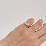 Pinky ring con Moissanita Pera 1ct