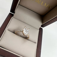 Anillo de Compromiso Isolde 2.0ct PERA con media churumbela - Anillo de Compromiso en Oro (10k, 14k, 18k) o Plata 0.925 y Diamante Lab-Grown o Moissanita