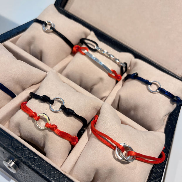 Pulsera aros chicos - Joyería Fina en Oro Sólido (10k, 14k, 18k)