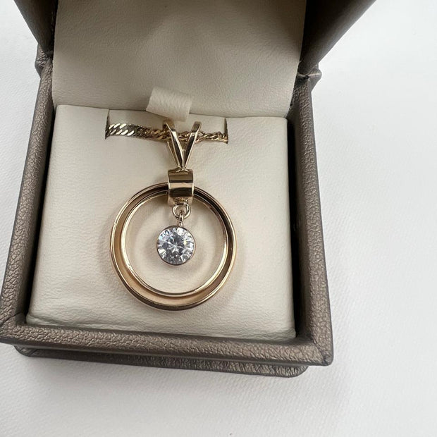 Dije de Anillos con Piedra - Joyería Fina en Oro Sólido (10k, 14k, 18k)