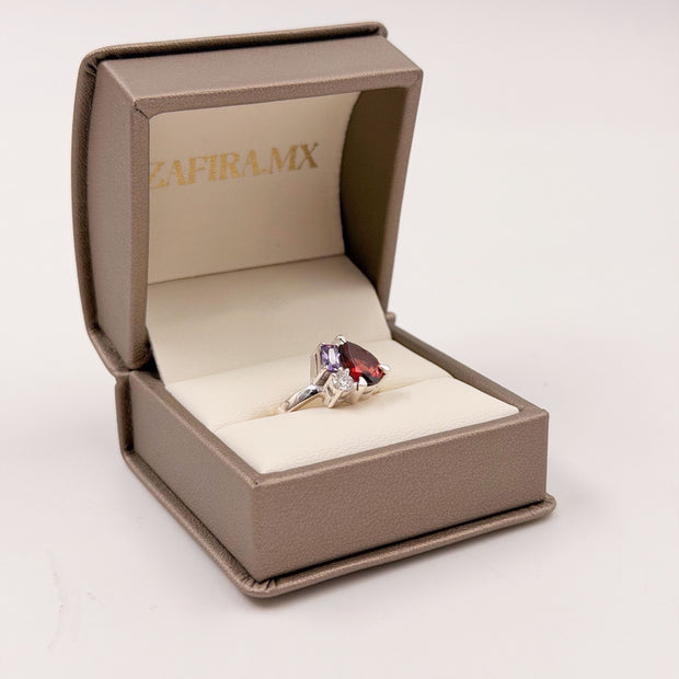 Family Ring 3 piedras Diseño 1 - Anillo Familiar de Oro (10k, 14k, 18k) o Plata 0.925 y Piedras de Nacimiento