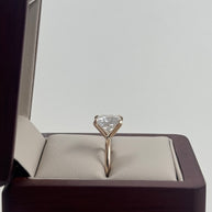 Anillo de Compromiso Vesper 3.5ct Corte PRINCESA Solitario- Anillo de Compromiso en Oro (10k, 14k, 18k) o Plata 0.925 y Diamante Lab-Grown o Moissanita