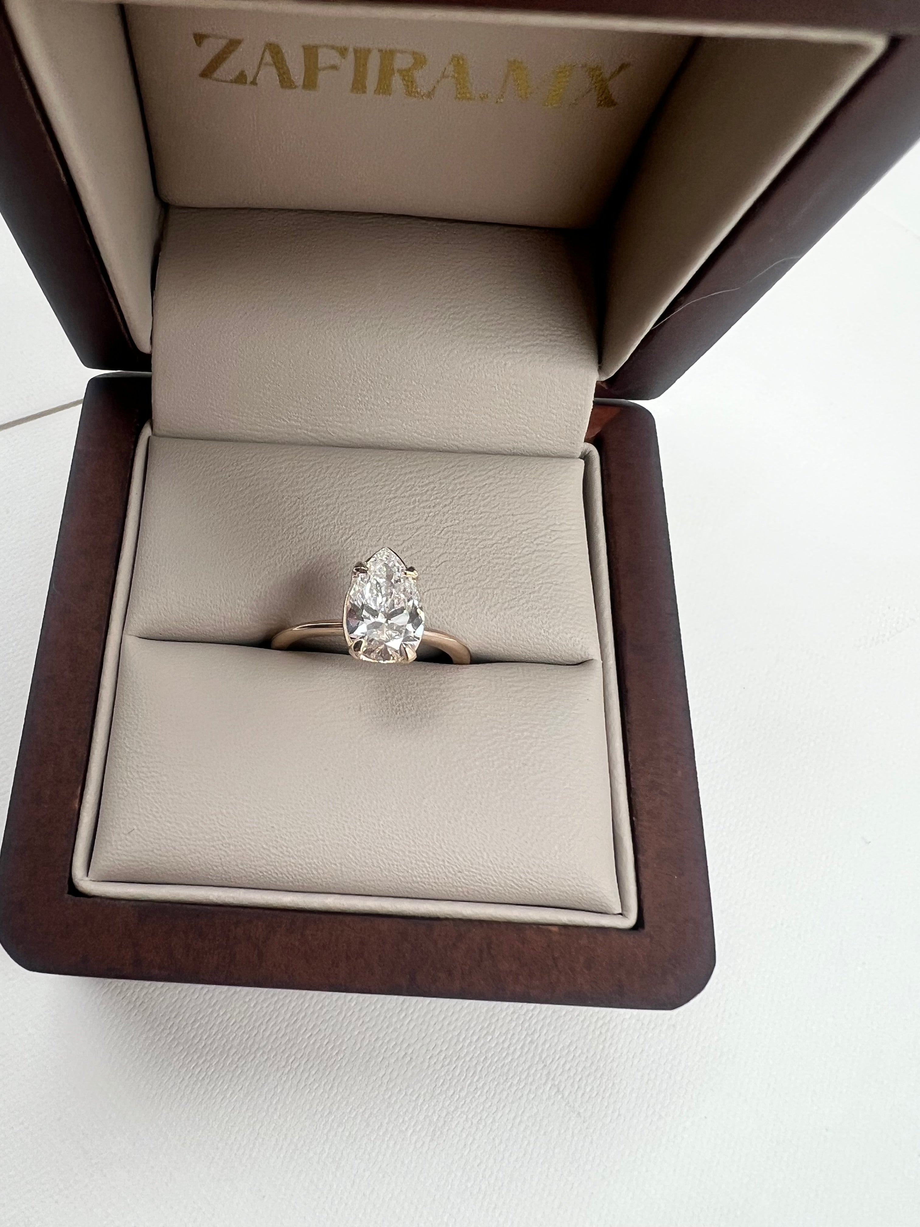 Anillo de Compromiso 1.5ct PERA Solitario - Anillo de Compromiso en Oro (10k, 14k, 18k) o Plata 0.925 y Diamante Lab-Grown o Moissanita