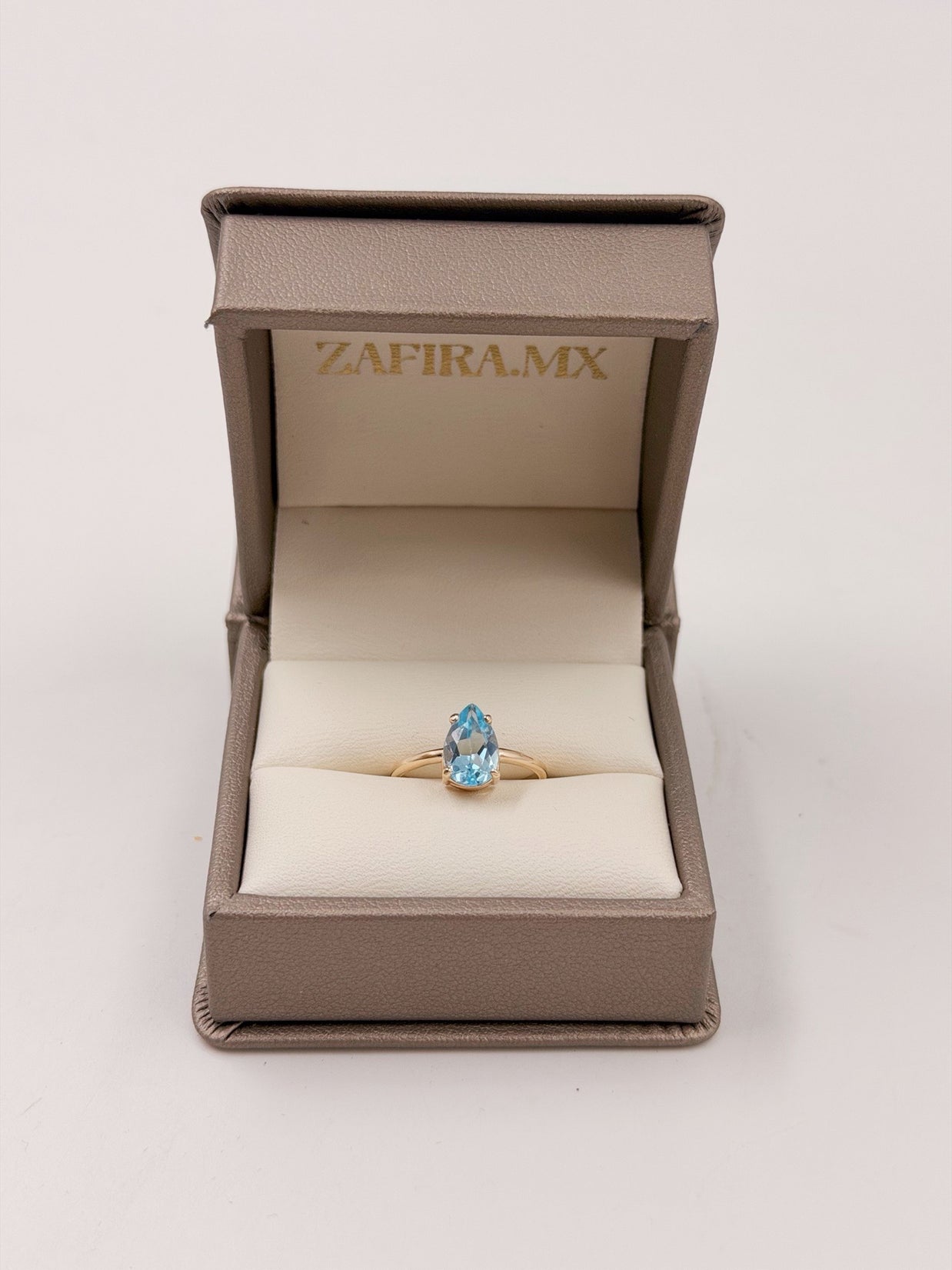 Anillo Solitario Pera Topacio Azul - Joyería Fina en Oro Sólido (10k, 14k, 18k) o plata 0.925