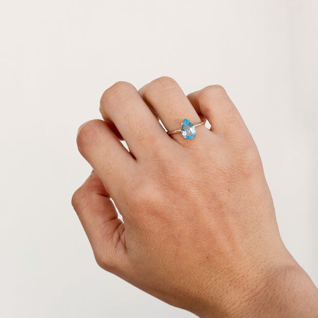 Anillo Solitario Pera Topacio Azul - Joyería Fina en Oro Sólido (10k, 14k, 18k) o plata 0.925