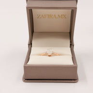 Anillo Ópalo con Moissanitas laterales - Joyería Fina en Oro Sólido (10k, 14k, 18k) o plata 0.925