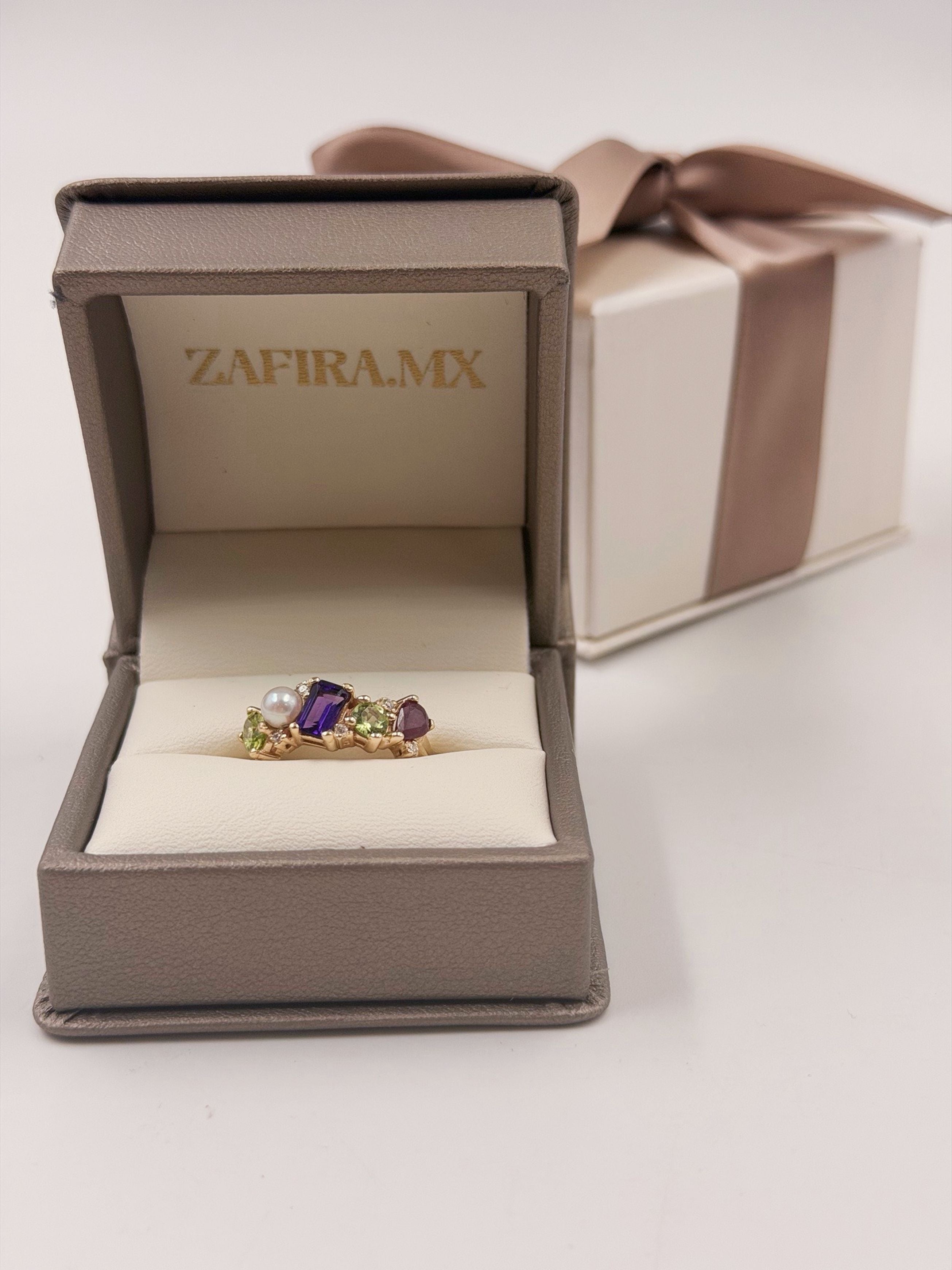 Family Ring 5 piedras Diseño 2 - Anillo Familiar de Oro (10k, 14k, 18k) y Piedras de Nacimiento