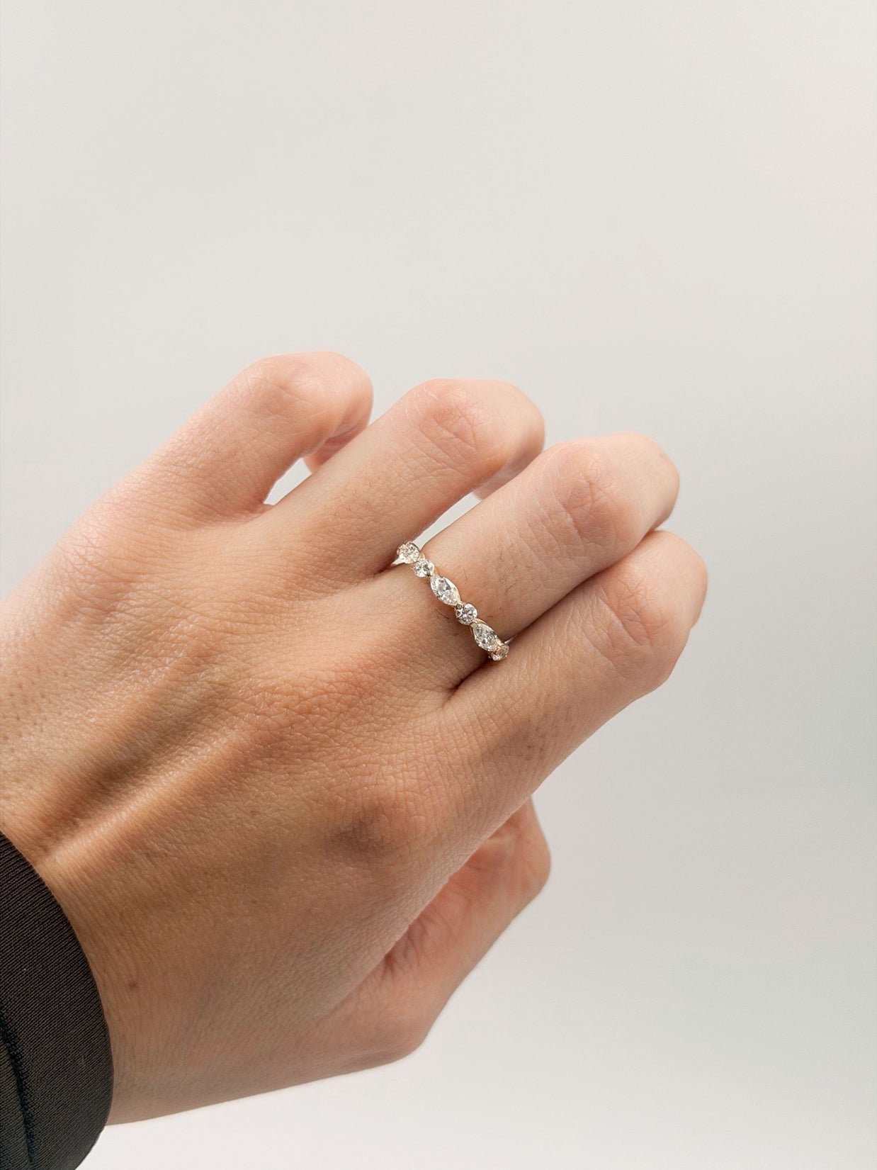 Anillo Media Churumbela Grecia Alternada Marquise y Piedra Redonda- Joyería Fina en Oro Sólido (10k, 14k, 18k) o plata 0.925