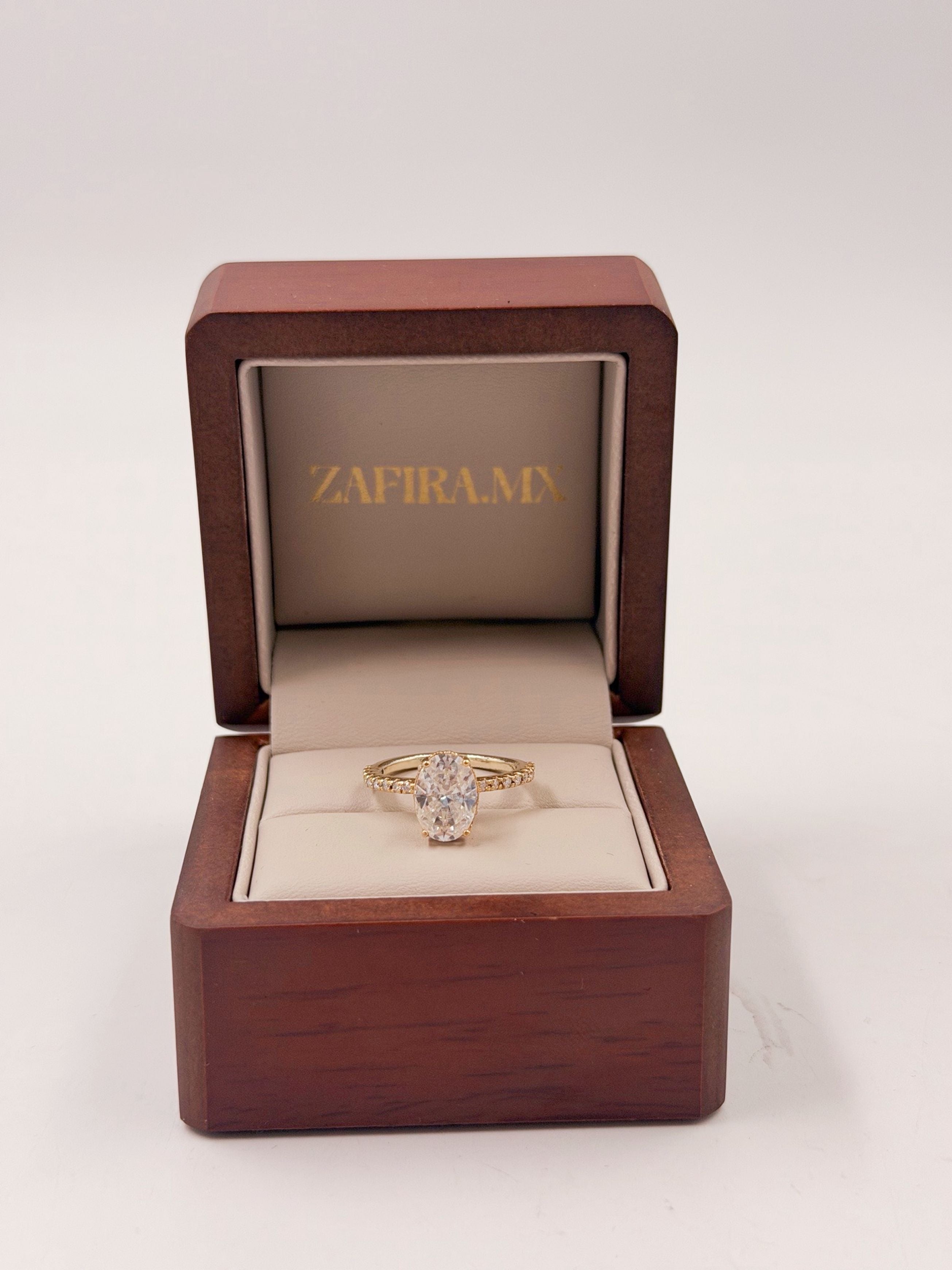 Anillo de Compromiso 2.5 Corte OVAL con Hidden halo y media churumbela- Anillo de Compromiso en Oro (10k, 14k, 18k) o Plata 0.925 y Diamante Lab-Grown o Moissanita