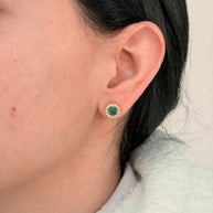 Arete Esmeralda con Halo - Aretes de Oro (10k, 14k, 18k) y Piedras Preciosas