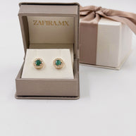 Arete Esmeralda con Halo - Aretes de Oro (10k, 14k, 18k) y Piedras Preciosas