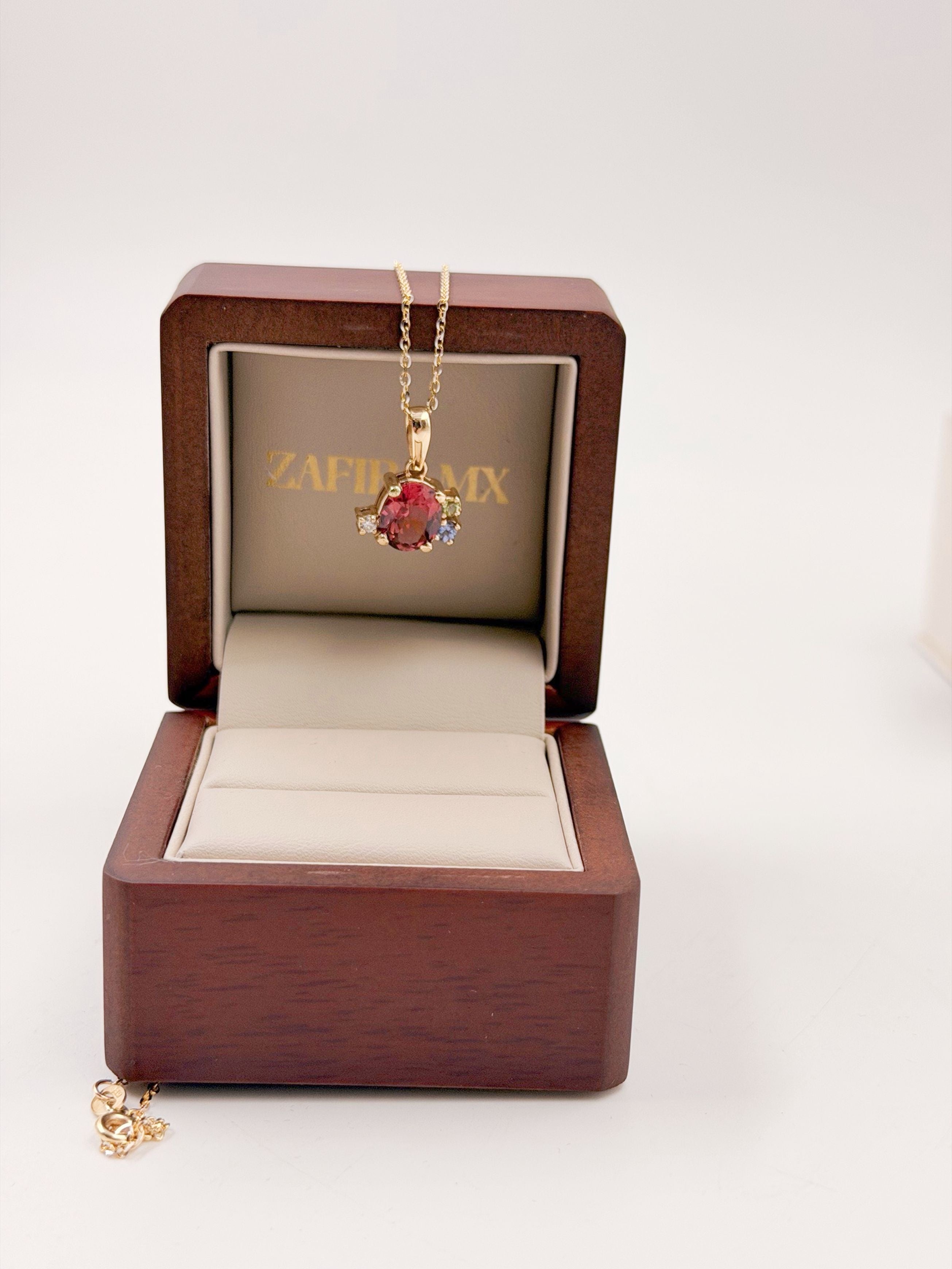 Collar Family 4 Piedras Diseño 1 (Birthstones) - Oro (10k, 14k, 18k) o Plata 0.925 - Joyería Personalizada