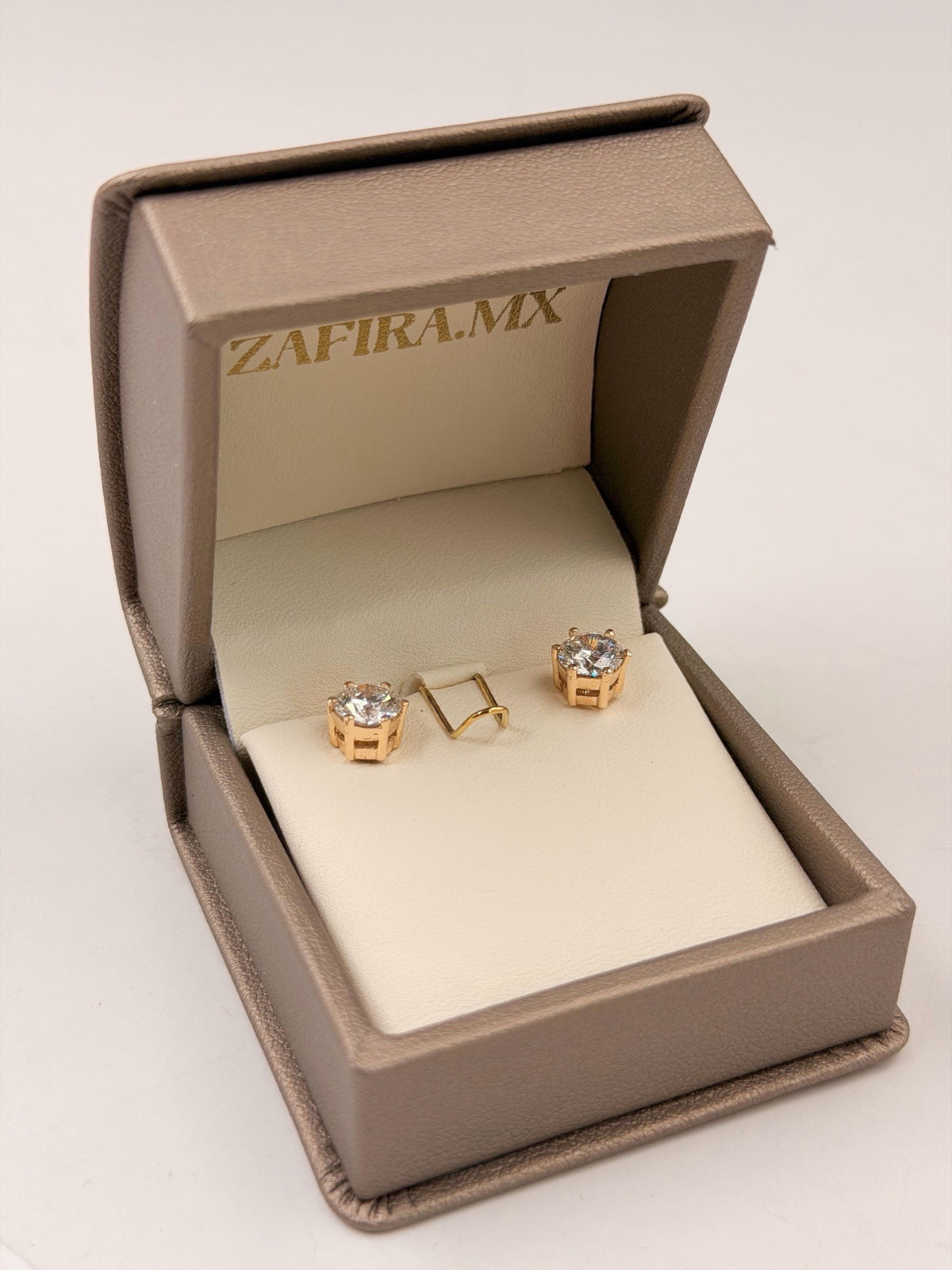 Arete Redondo 1.0ct - Total 2.0ct