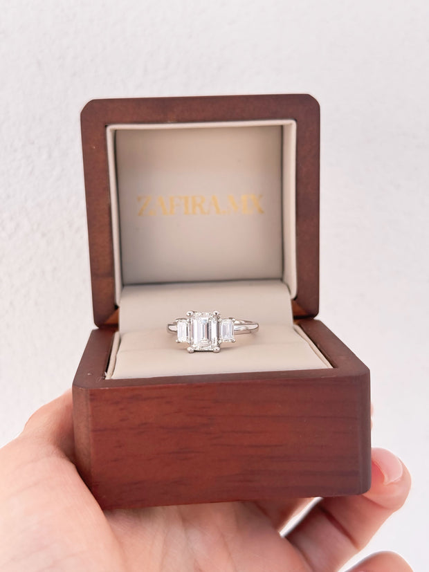 Anillo de Compromiso Echo 2.60 Corte ESMERALDA trilogy