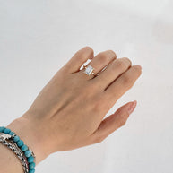 Anillo de Compromiso Astrid 2.5ct Corte ESMERALDA solitario- Anillo de Compromiso en Oro (10k, 14k, 18k) o Plata 0.925 y Diamante Lab-Grown o Moissanita