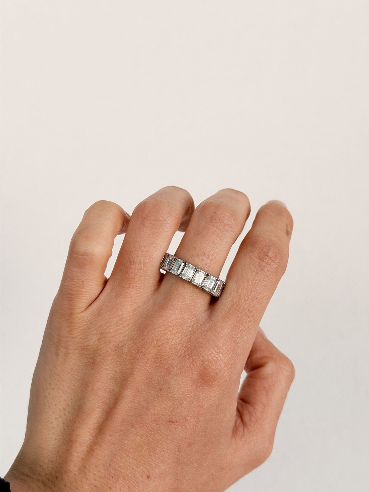 Churumbela Eternity Corte Esmeralda (Oro 10k, 14k, 18k) con Moissanita