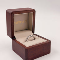 Churumbela Eternity Corte Esmeralda (Oro 10k, 14k, 18k) con Moissanita