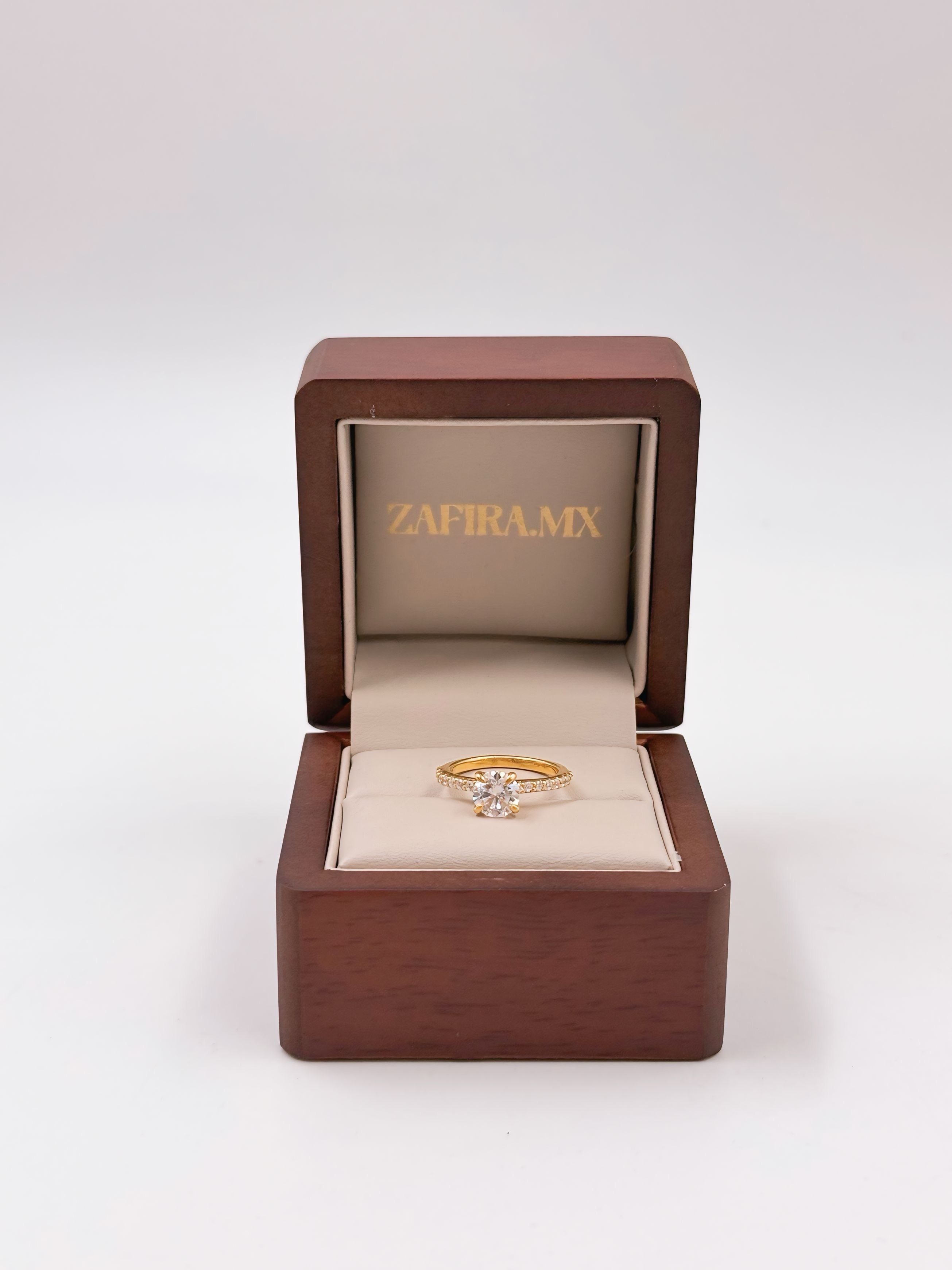 Anillo de Compromiso 1.0ct Corte REDONDO con media churumbela- Anillo de Compromiso en Oro (10k, 14k, 18k) o Plata 0.925 y Diamante Lab-Grown o Moissanita