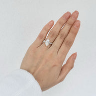 Anillo de Compromiso 2.5ct Corte MARQUISE con media churumbela (Pavé) - Anillo de Compromiso en Oro (10k, 14k, 18k) o Plata 0.925 y Diamante Lab-Grown o Moissanita