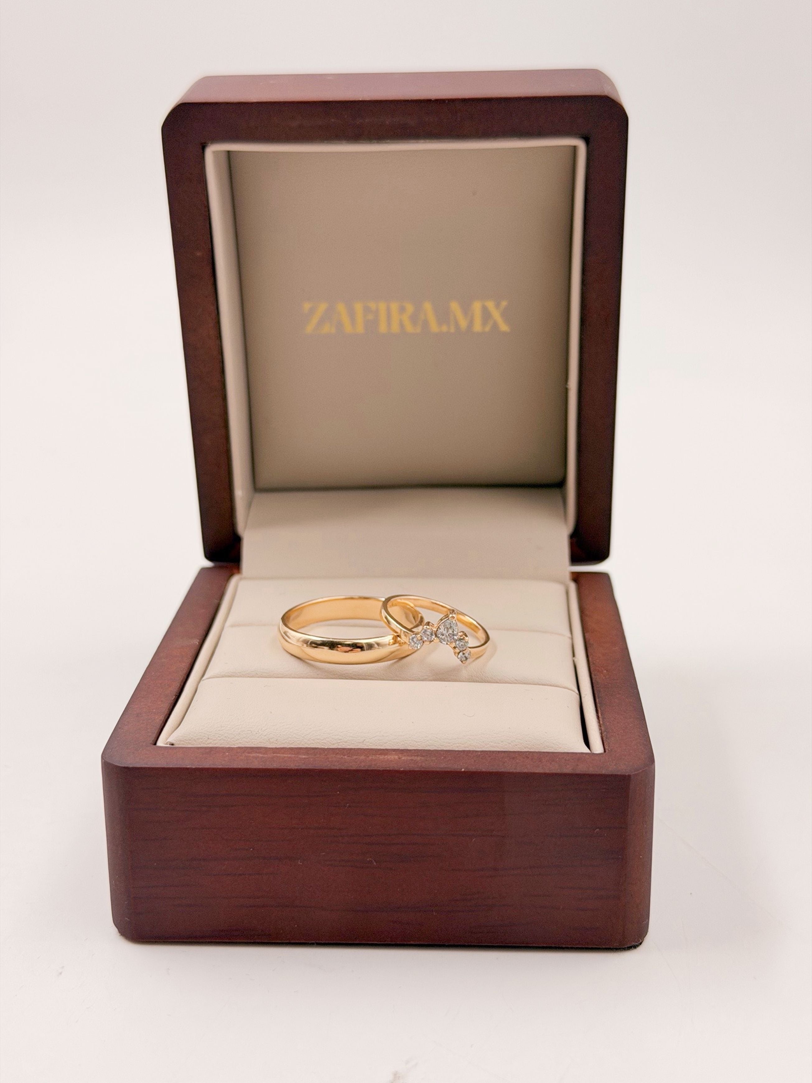 Anillos de boda Corona Princesa Incrustaciones Moissanita - Argolla de Matrimonio en Oro Sólido (10k, 14k, 18k) o Plata