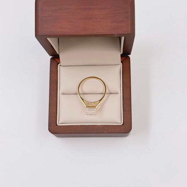 Anillo de Compromiso Umay 3.5ct Corte ESMERALDA Solitario- Anillo de Compromiso en Oro (10k, 14k, 18k) o Plata 0.925 y Diamante Lab-Grown o Moissanita