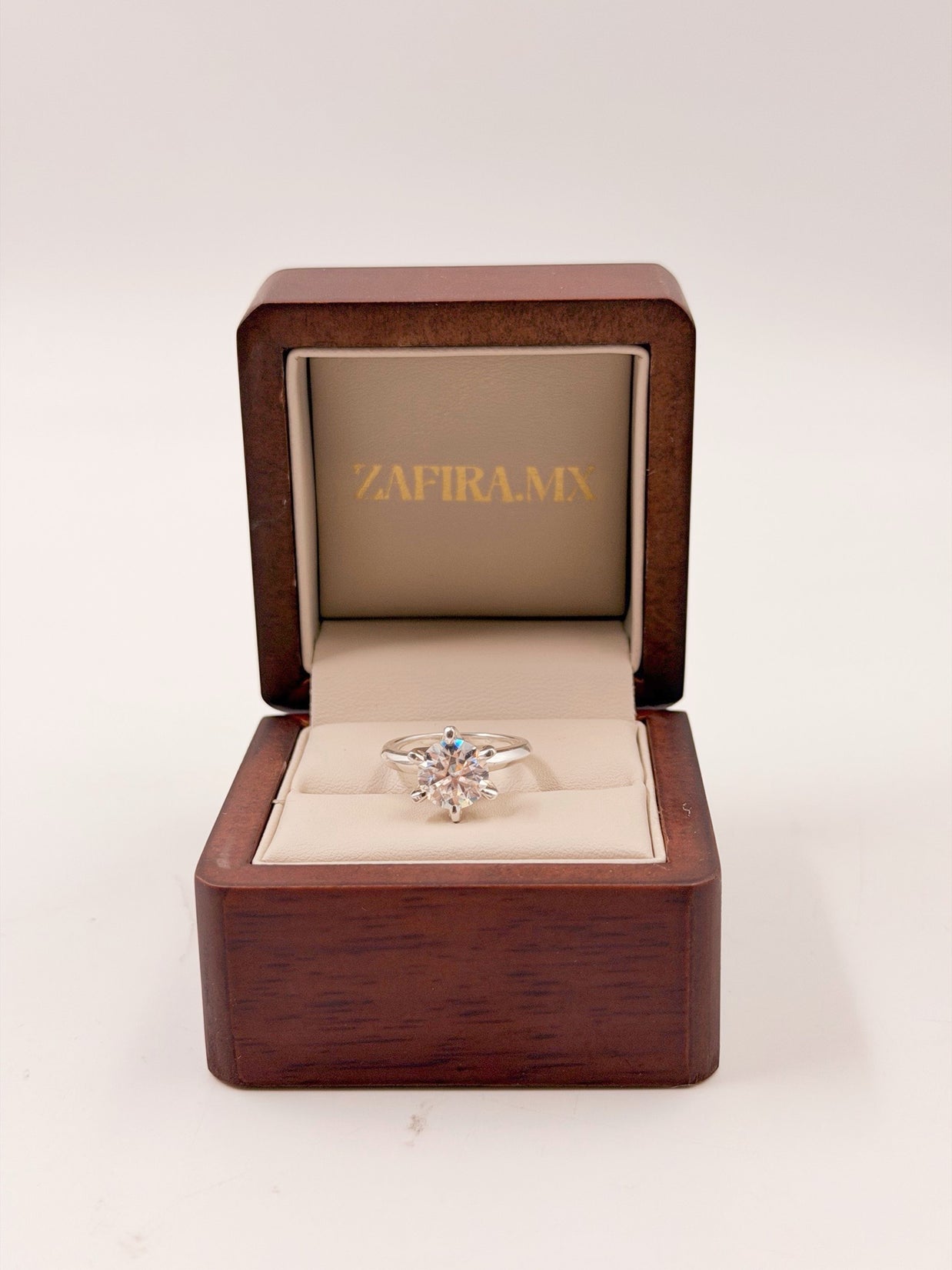 Anillo de Compromiso 2.5ct Corte REDONDO Solitario 6 prongs - Anillo de Compromiso en Oro (10k, 14k, 18k) o Plata y Diamante Lab-Grown o Moissanita