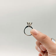 Anillo de Compromiso 2.5ct Corte REDONDO Solitario 6 prongs - Anillo de Compromiso en Oro (10k, 14k, 18k) o Plata y Diamante Lab-Grown o Moissanita