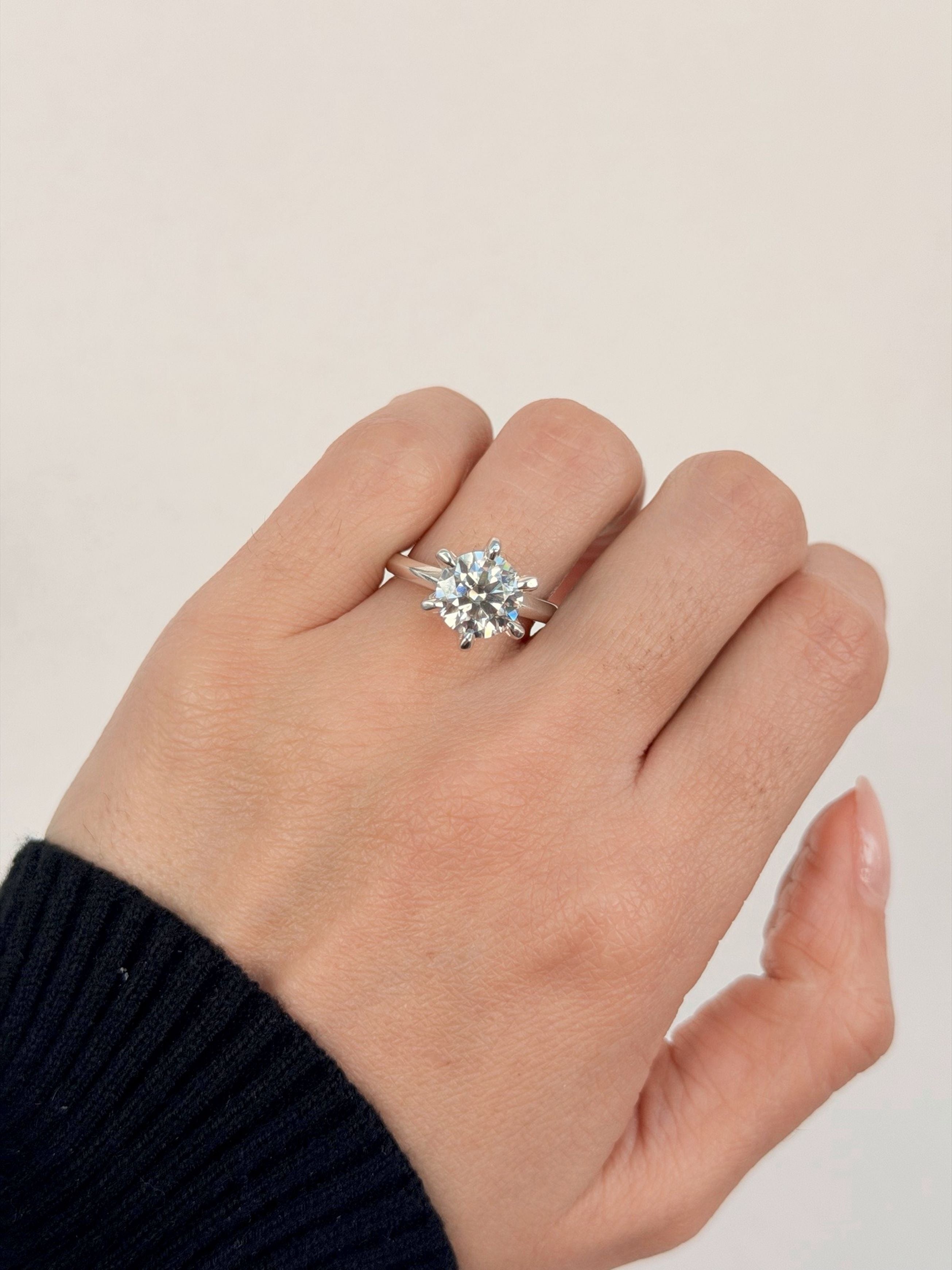 Anillo de Compromiso 2.5ct Corte REDONDO Solitario 6 prongs - Anillo de Compromiso en Oro (10k, 14k, 18k) o Plata y Diamante Lab-Grown o Moissanita