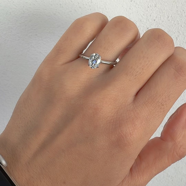 Anillo de Compromiso 1.0ct Oval Solitario - Anillo de Compromiso en Oro (10k, 14k, 18k) o Plata 0.925 y Diamante Lab-Grown o Moissanita