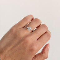 Anillo de Compromiso 1.0ct Corte ESMERALDA solitario- Anillo de Compromiso en Oro (10k, 14k, 18k) o Plata 0.925 y Diamante Lab-Grown o Moissanita