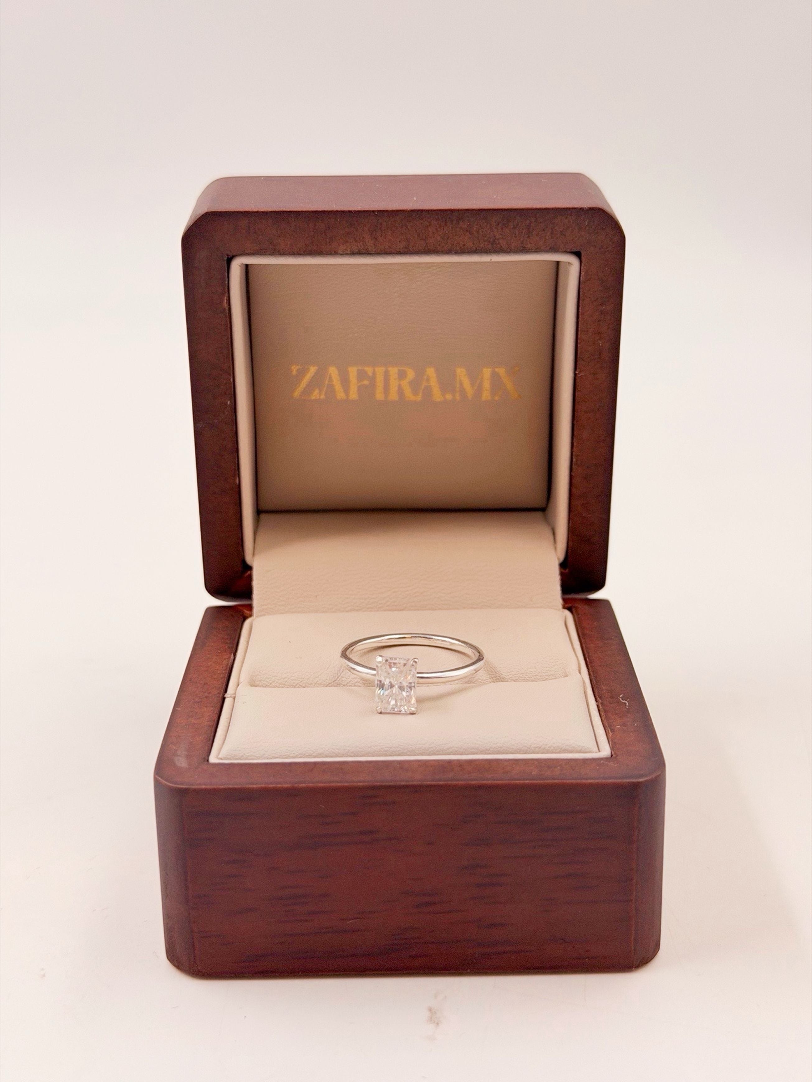 Anillo de Compromiso 1.0ct Corte ESMERALDA solitario- Anillo de Compromiso en Oro (10k, 14k, 18k) o Plata 0.925 y Diamante Lab-Grown o Moissanita