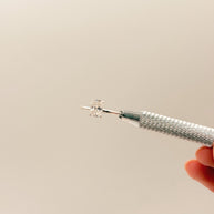 Anillo de Compromiso 1.0ct Corte ESMERALDA solitario- Anillo de Compromiso en Oro (10k, 14k, 18k) o Plata 0.925 y Diamante Lab-Grown o Moissanita