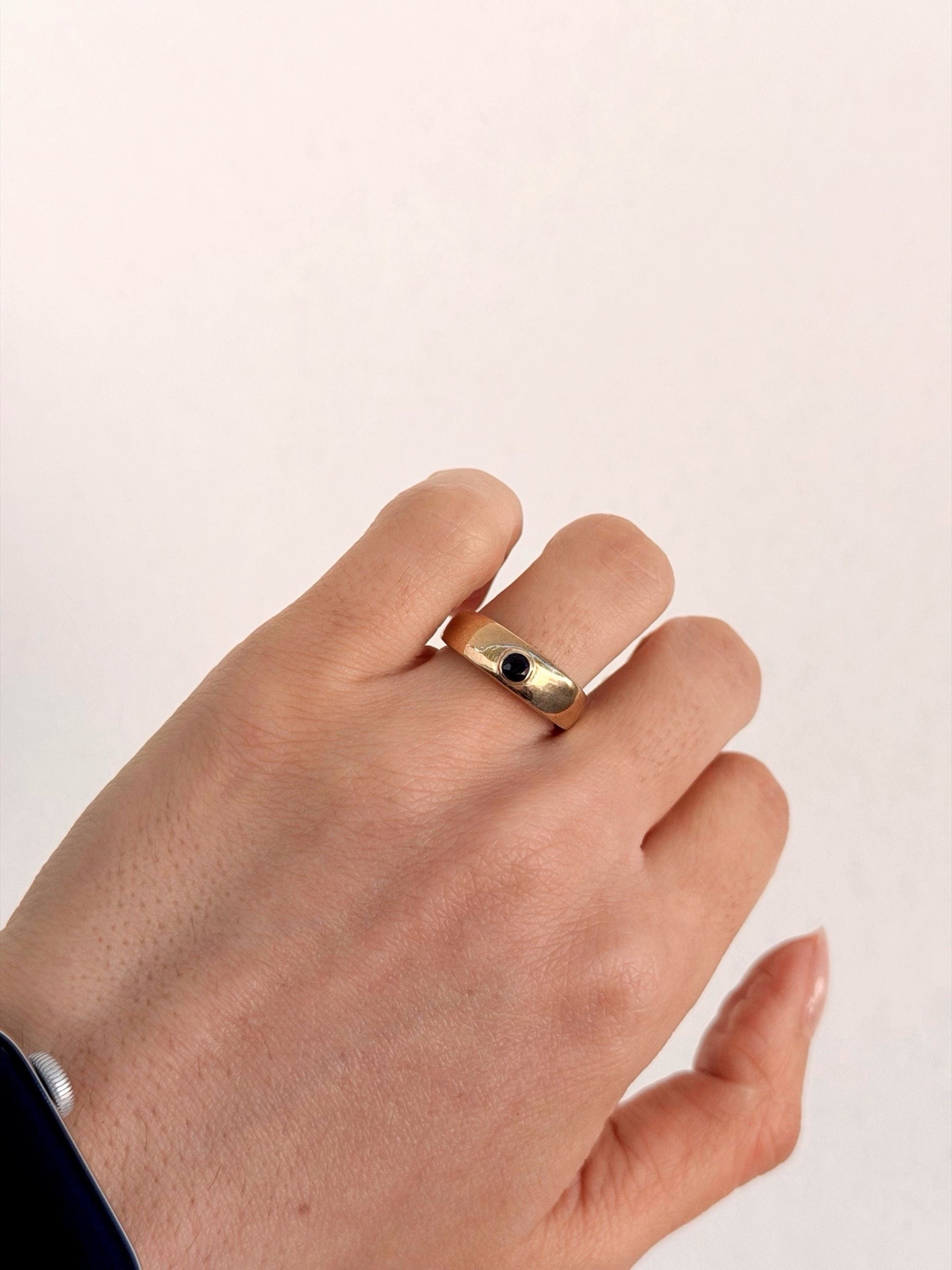 Pinky ring Zafiro redondo 3.0mm - Joyería Fina en Oro Sólido (10k, 14k, 18k) (Copia)