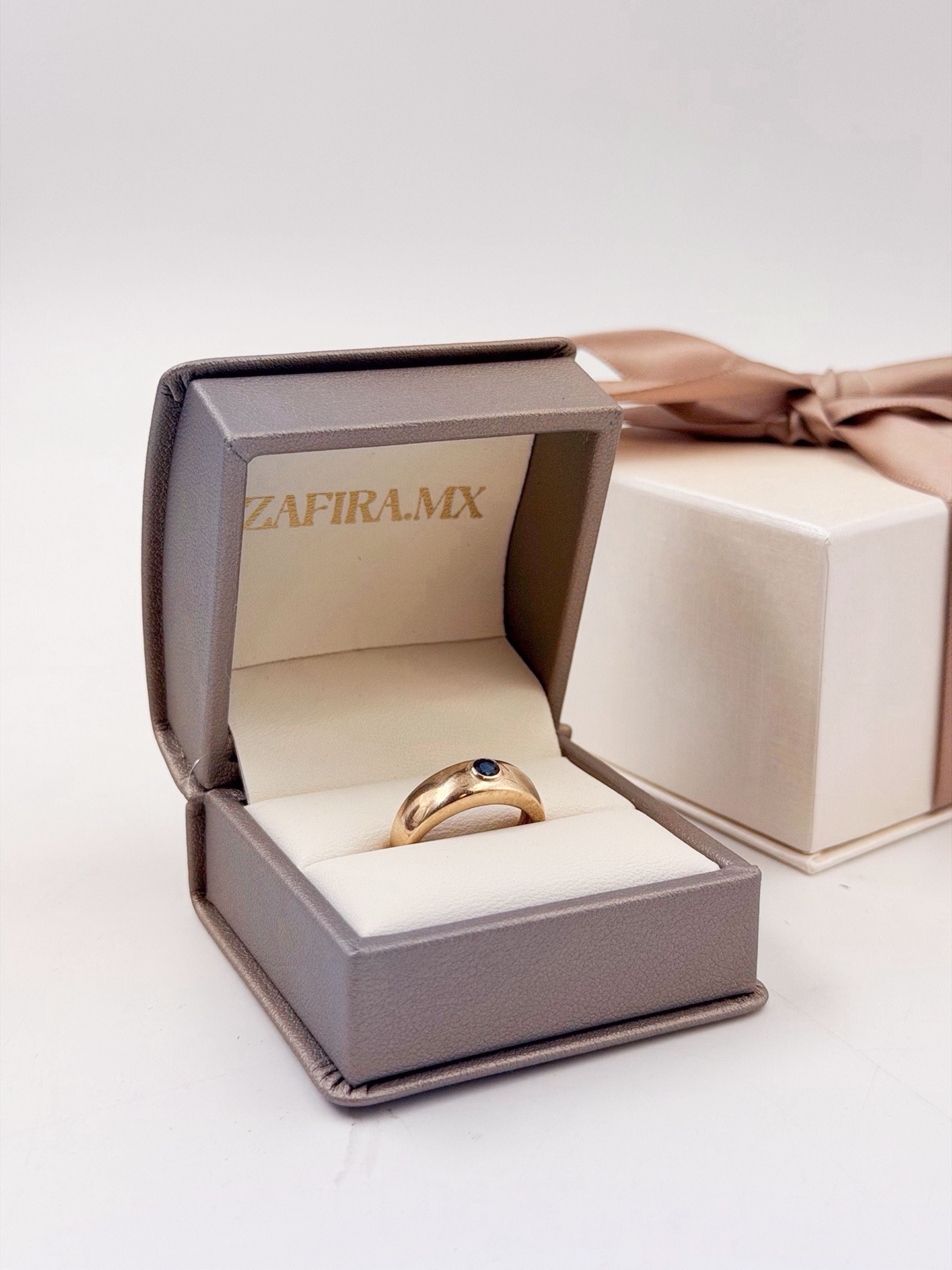 Pinky ring Zafiro redondo 3.0mm - Joyería Fina en Oro Sólido (10k, 14k, 18k) (Copia)