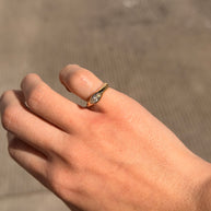Pinky ring Marquise 0.5ct - Joyería Fina en Oro Sólido (10k, 14k, 18k)