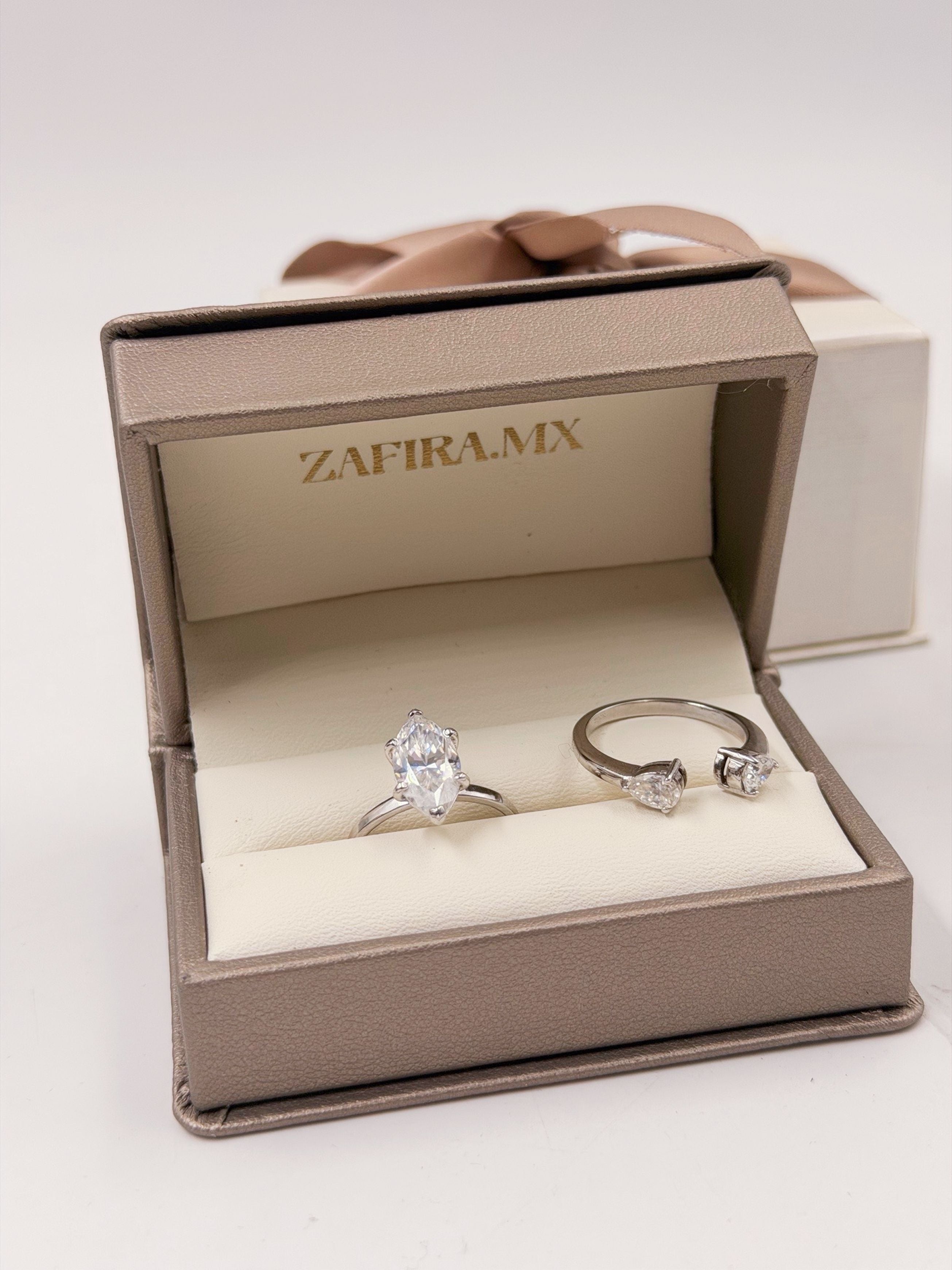 Bridal Set Fer: Anillo Marquise (2.0 ct) + anillo abierto de Peras (0.5 ct) - Anillo de Compromiso set en Oro (10k, 14k, 18k) y Diamante Lab-Grown o Moissanita