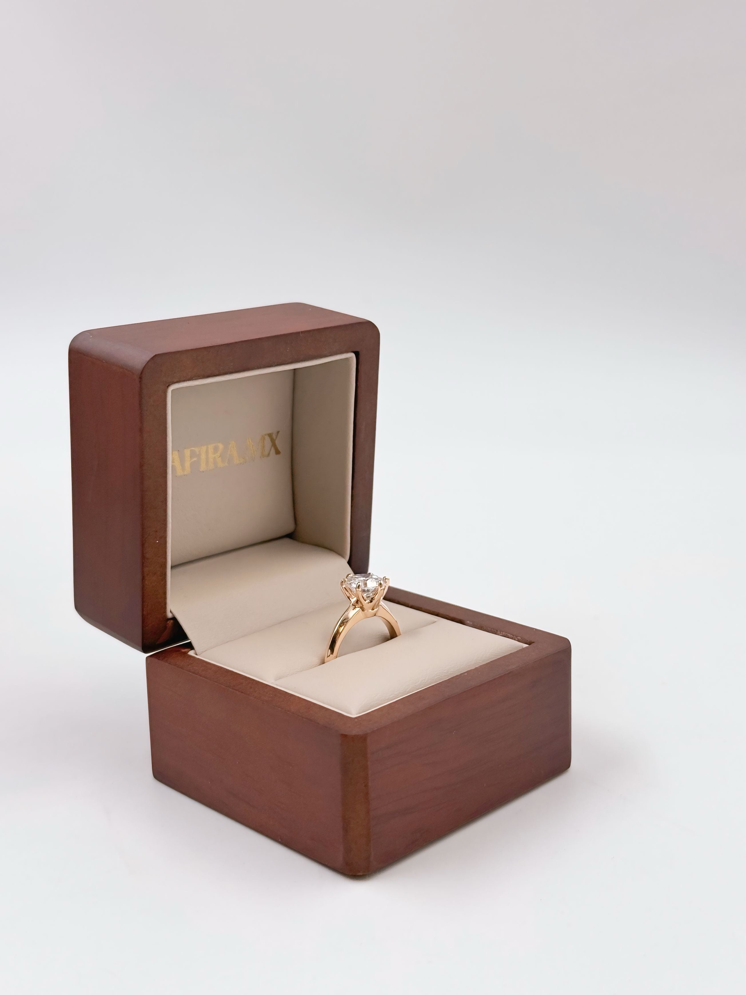 Anillo de Compromiso Amelia 2.0ct Corte REDONDO Solitario- Anillo de Compromiso en Oro (10k, 14k, 18k) o Plata 0.925 y Diamante Lab-Grown o Moissanita