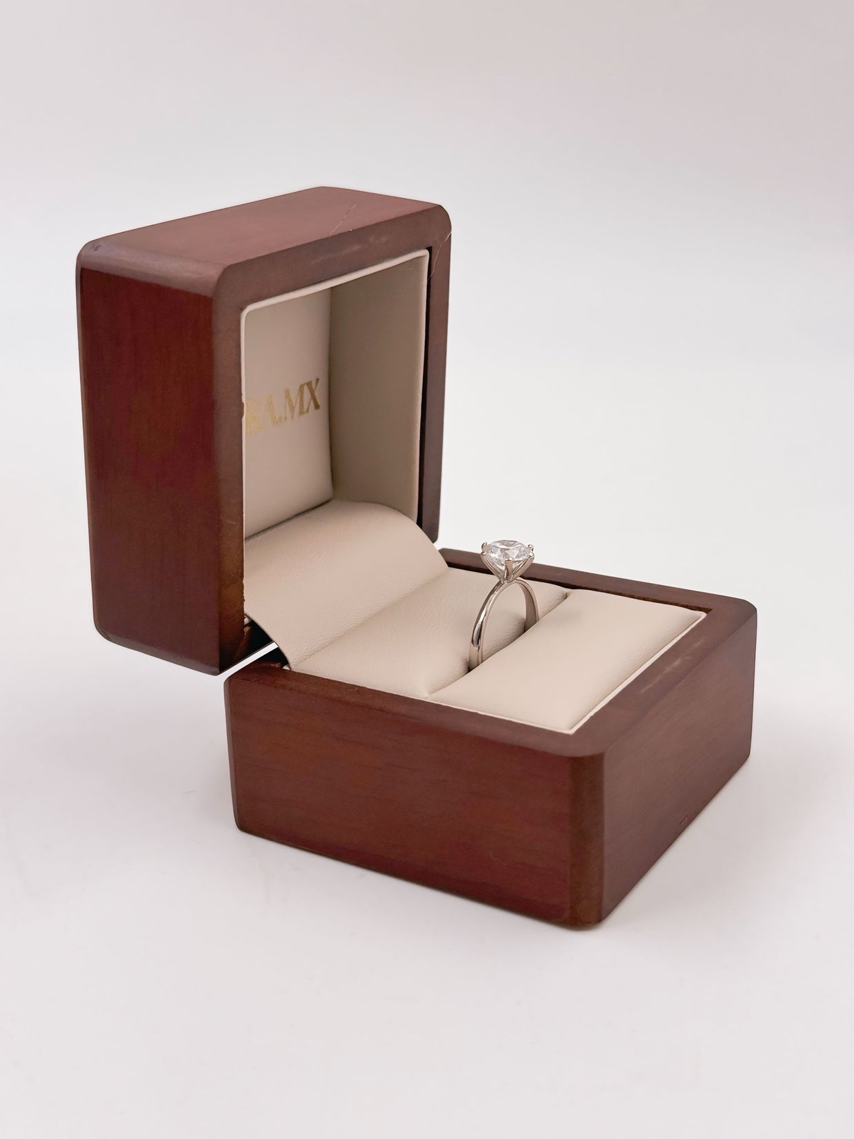 Anillo de Compromiso 1.5ct Corte REDONDO Solitario 6 prongs