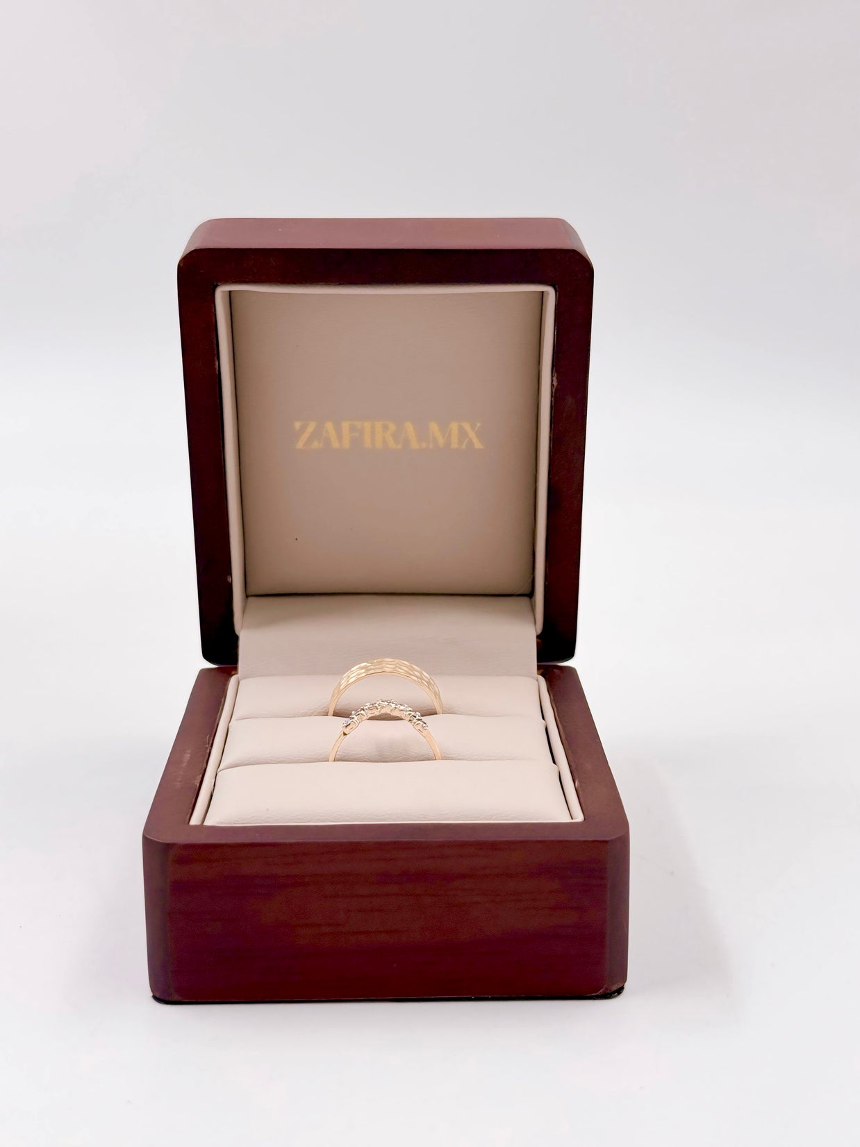 Argolla Corona con incrustaciones Moissanita - Oro solido (10k, 14k, 18k)