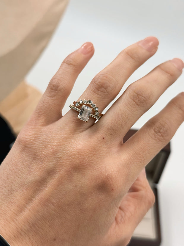 Argolla Corona con incrustaciones Diamante Lab-Grown