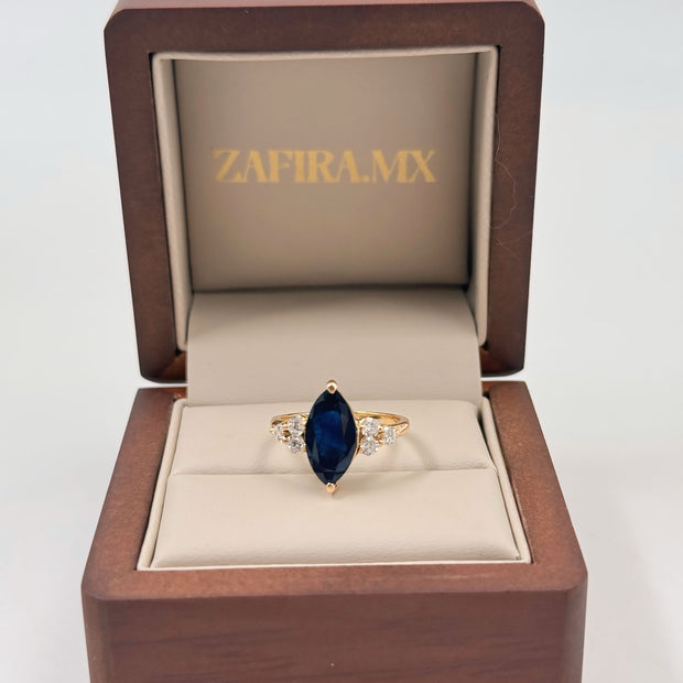 Anillo de Compromiso 2.40ct Zafiro Marquise con diamantes laterales- Anillo de Compromiso en Oro (10k, 14k, 18k)  y Diamante Lab-Grown