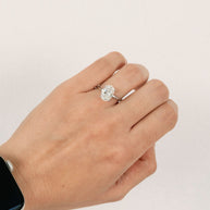 Anillo de Compromiso 2.0ct Corte OVAL Solitario- Anillo de Compromiso en Oro (10k, 14k, 18k) o Plata 0.925 y Diamante Lab-Grown o Moissanita