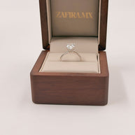 Anillo de Compromiso 2.0ct Corte OVAL Solitario- Anillo de Compromiso en Oro (10k, 14k, 18k) o Plata 0.925 y Diamante Lab-Grown o Moissanita