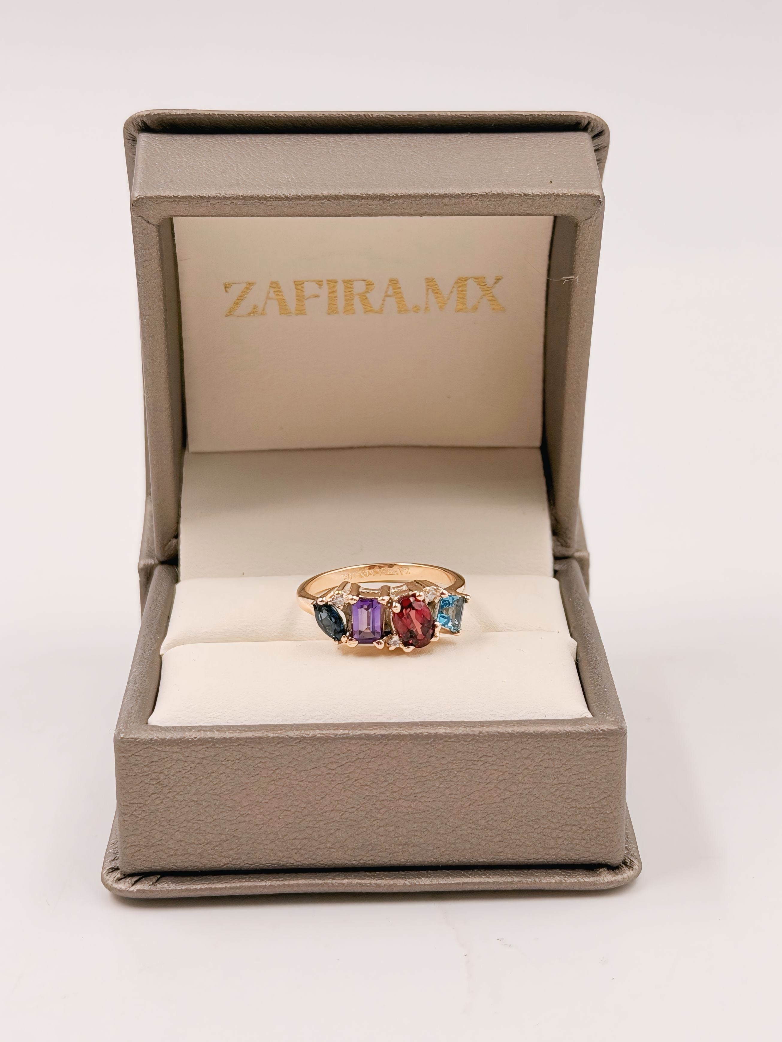 Family Ring Eternelle