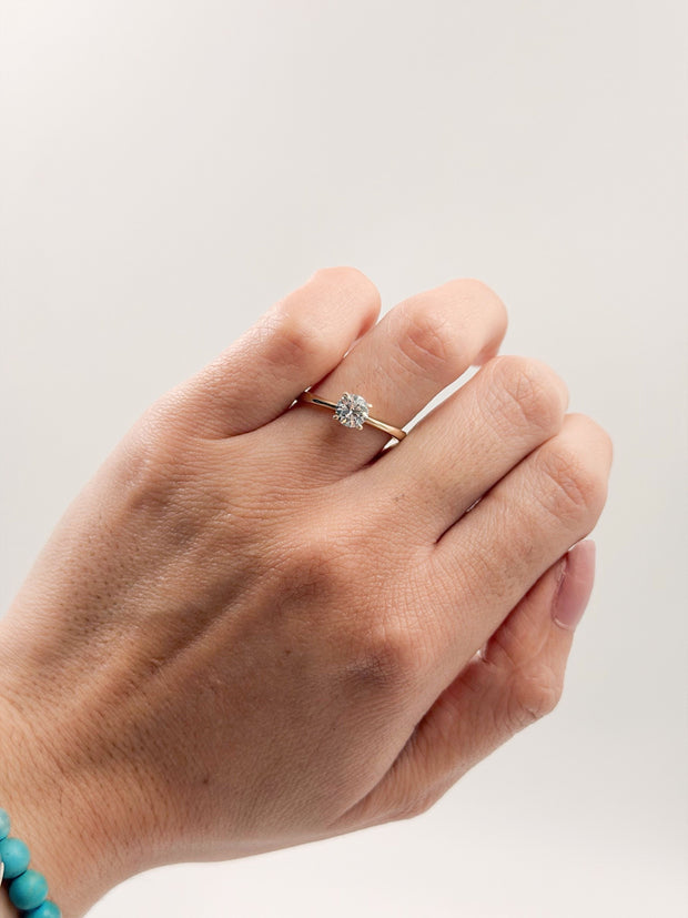 Anillo de Compromiso 0.5ct corte REDONDO solitario