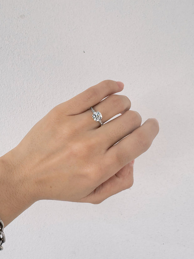 Anillo de Compromiso 1.0ct Corte REDONDO con media churumbela