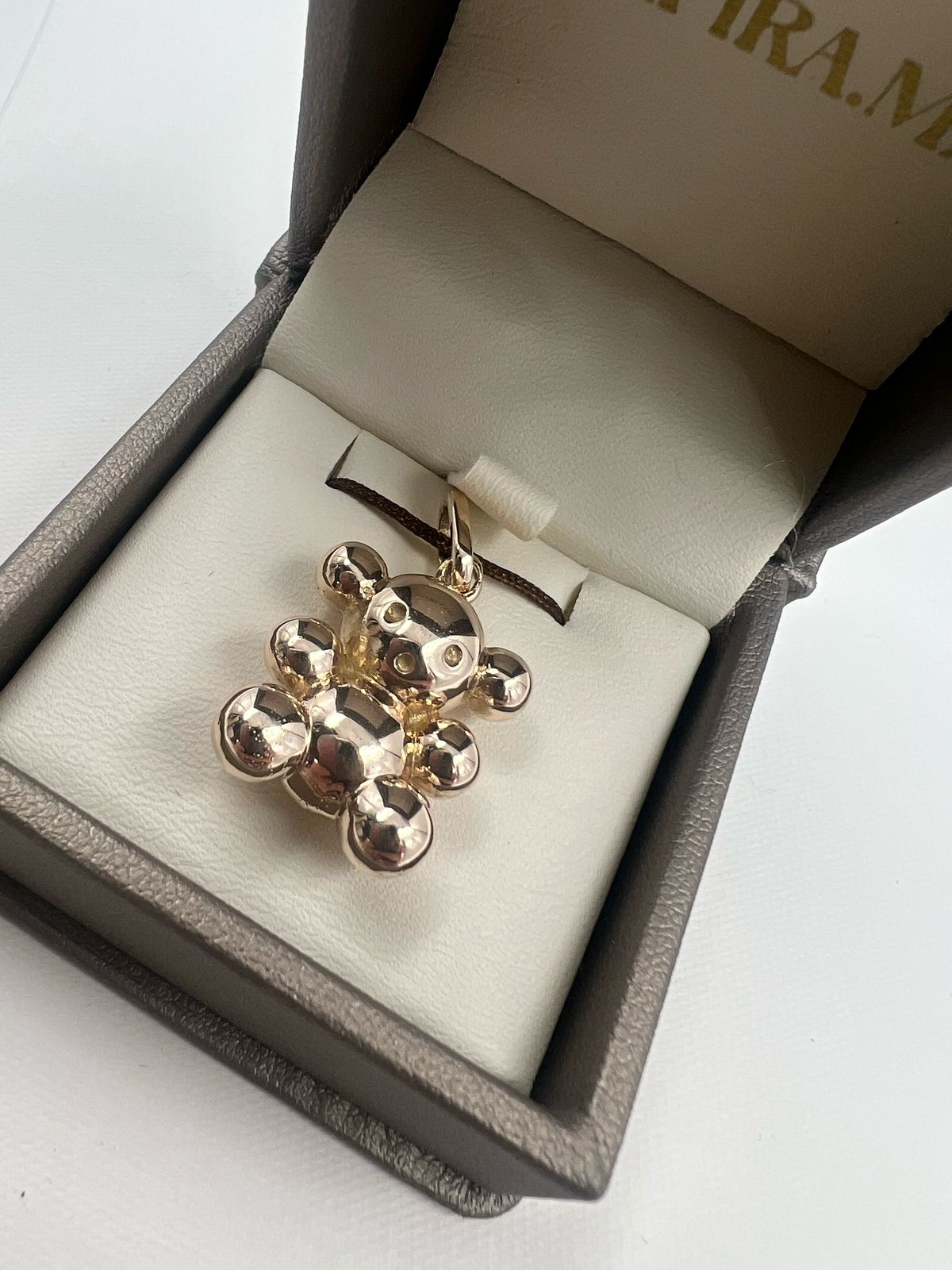 Dije de Oso - Joyería Fina en Oro Sólido (10k, 14k, 18k)