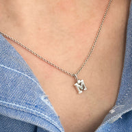 Collar Una Inicial Con Piedra