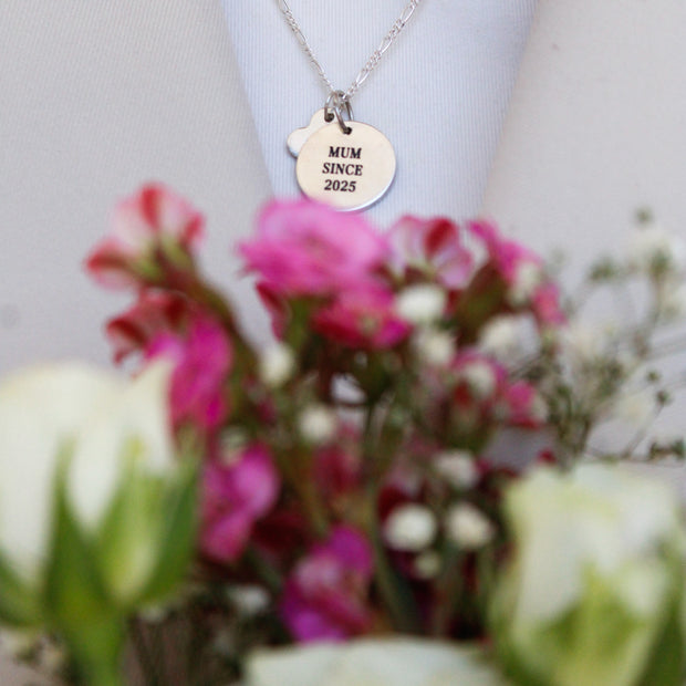 Collar Mum Since - Joyería Personalizada en Oro (10k, 14k, 18k) o Plata